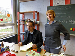 Der Landtagsabgeordnete Hermino Katzenstein mit Frau Holey
